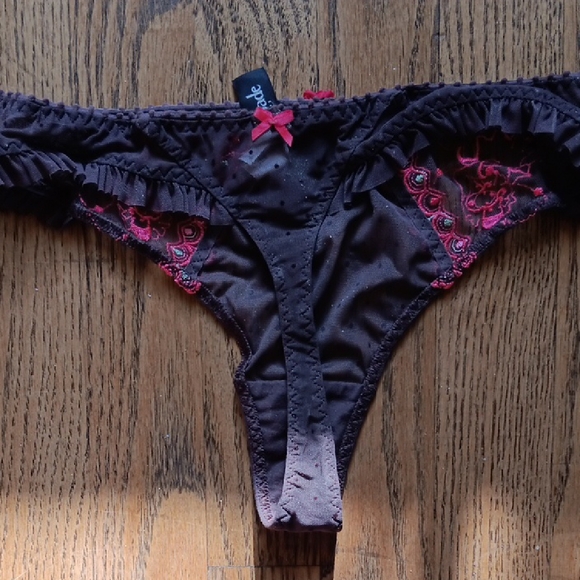 Aubade Bra and Panty Set - Picture 3 of 3